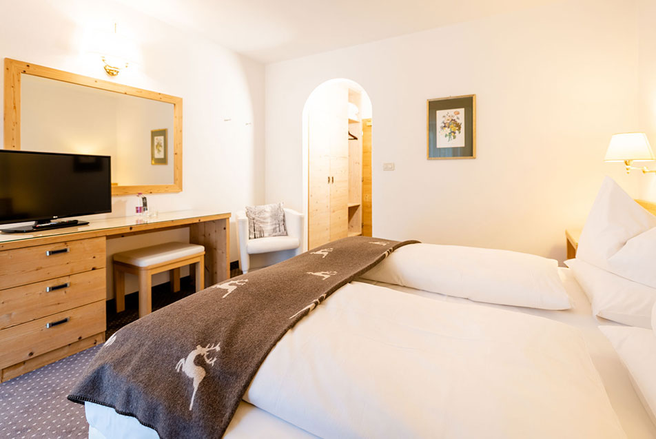 Chambre confort avec balcon - Hotel Pralong chambres et suites